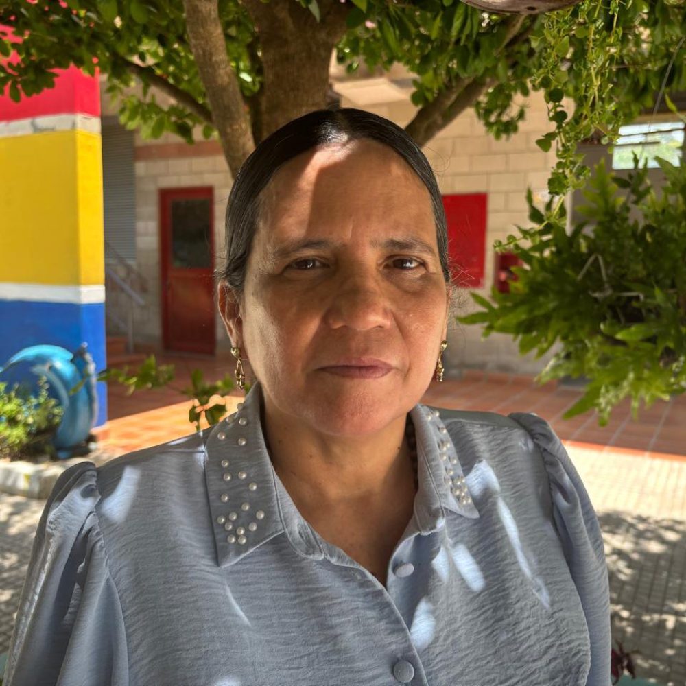 Profesora_Atenaida_Biologia_San_Nicolas Profesora_Atenaida_Biologia_San_Nicolas